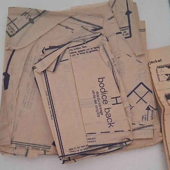 VINTAGE Simplicity Pattern 7697 - Picture 3 of 4